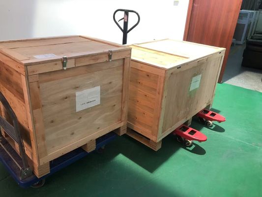 Алюминиевый светодиодный люк с мощностью 240 Вт Потребление энергии 90° Направление света Цвет белого света